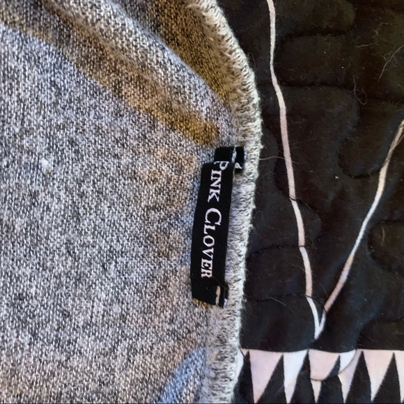 Knot front tee - Picture 6 of 6